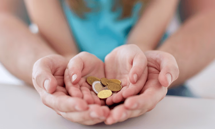 Дети о деньгах: «Я деньги не теряю, а держу их в копилке»