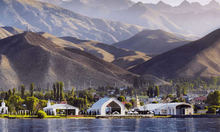 В Чолпон-Ате прошло заседание совета Азербайджано-Кыргызского фонда развития