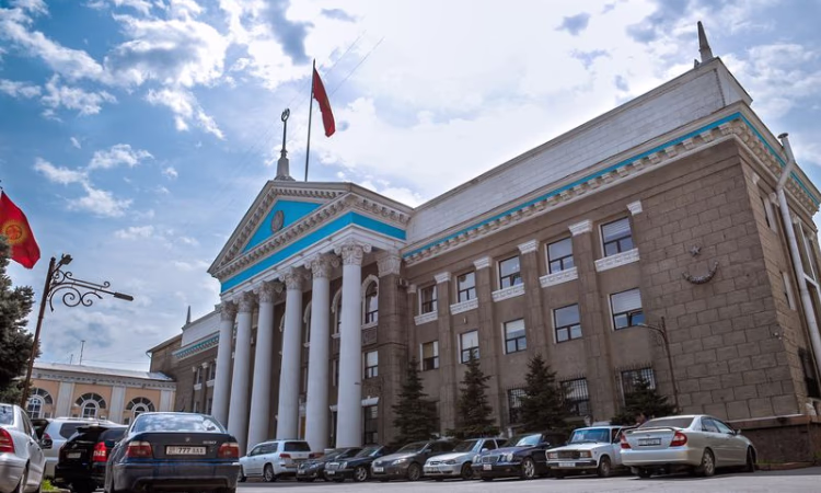 С 20 августа в муниципальном транспорте будет недоступна наличная оплата