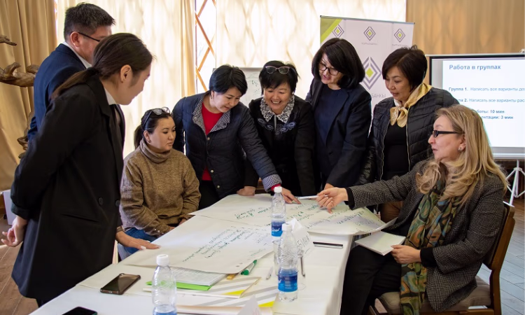 НБ КР провел семинар по финансовой грамотности для сотрудников министерств
