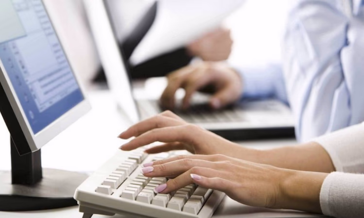 Предприниматели КР должны сдавать отчетность в электронном виде