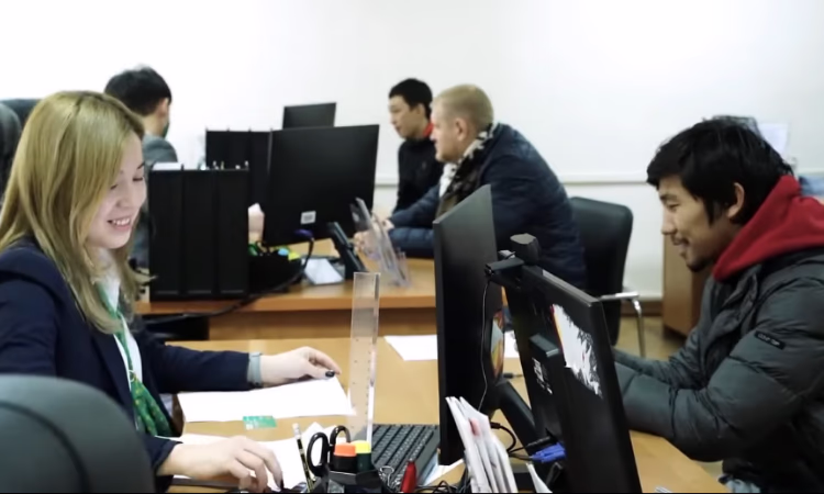 В «Халык Банке Кыргызстан» прошел день открытых дверей